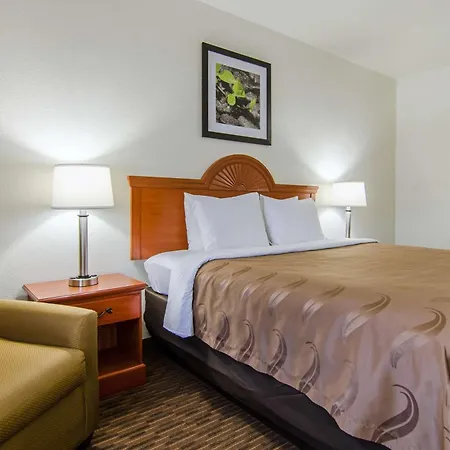 Quality Inn Junction City Near Fort Riley Exterior photo