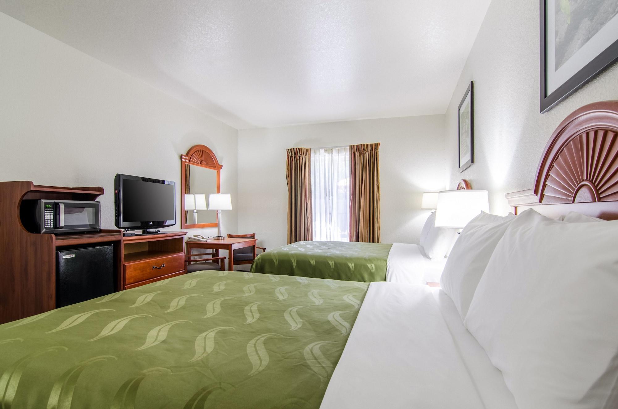 Hotel Quality Junction Near Riley 2*