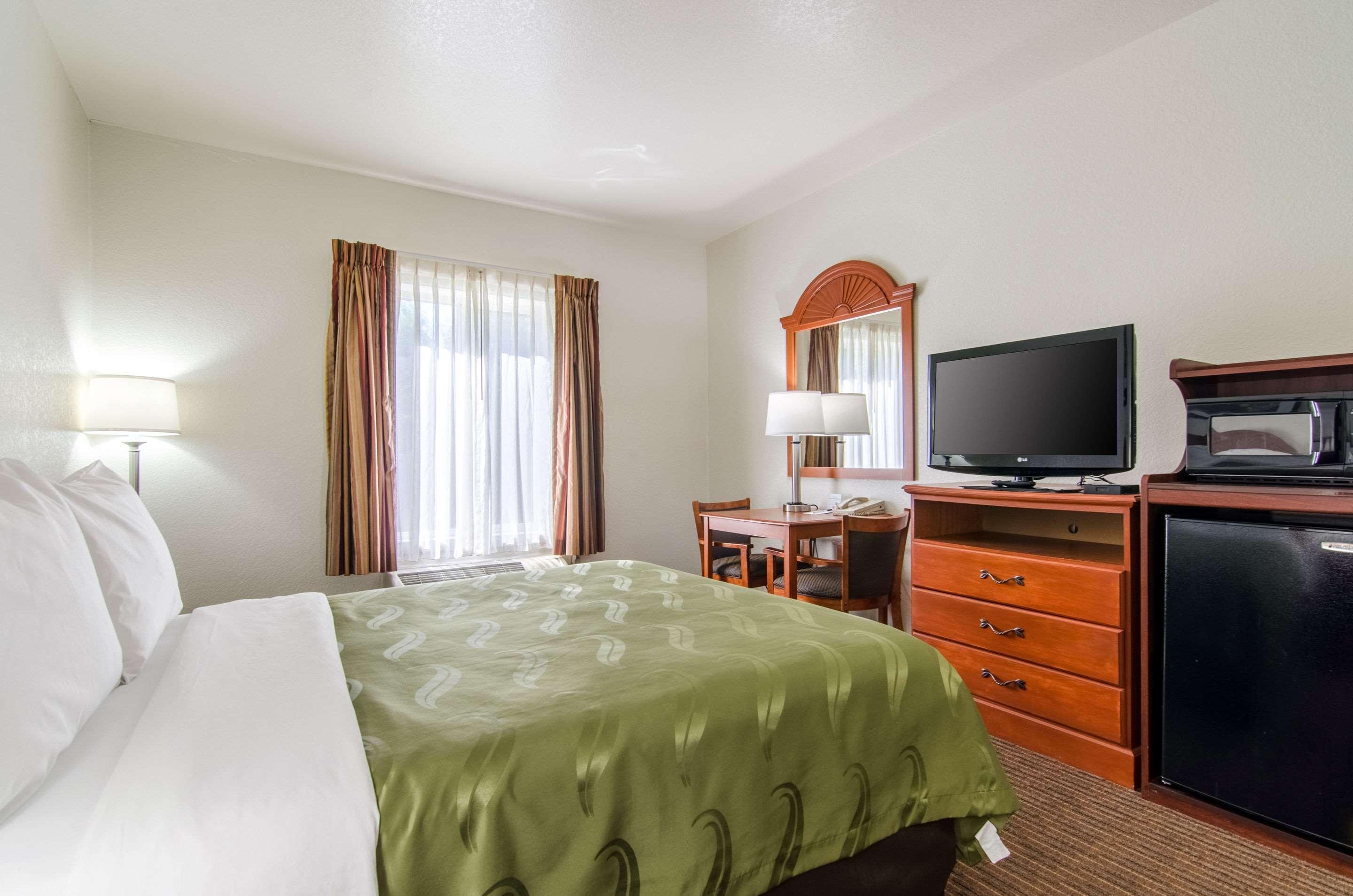 Hotel Quality Junction Near Riley Junction City