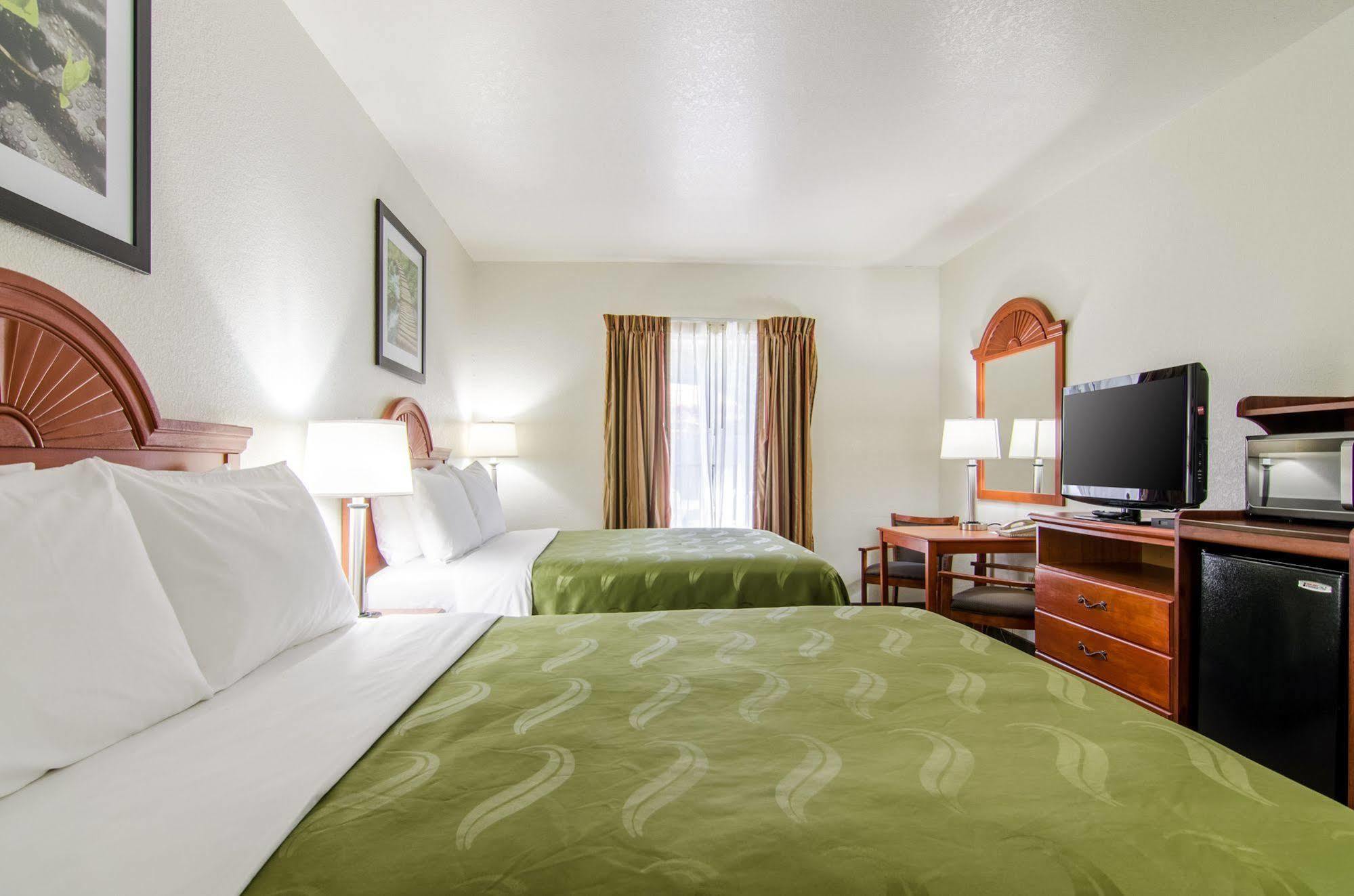 Hotel Quality Junction Near Riley Junction City